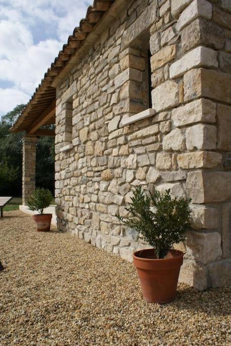 Gite De Charme 80 M², Piscine, Proche D'Uzes. Vezenobres Luaran gambar